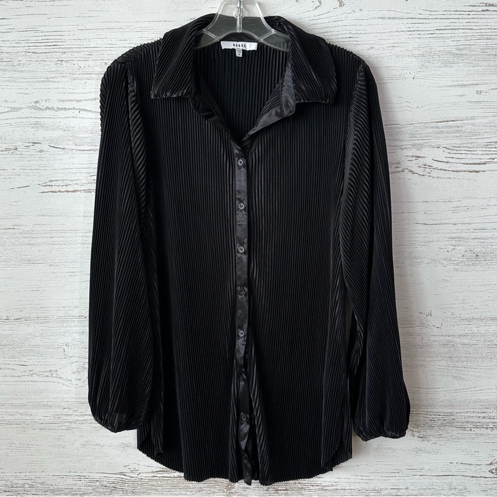 RO&DE Accordion Pleated Satin Balloon Sleeve Tuxedo Button Down Blouse M Black